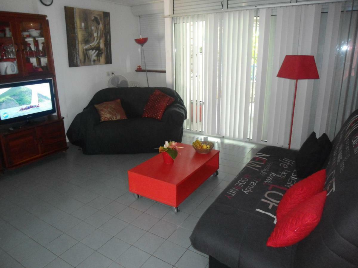 Bel Appartement Face A La Plage Au Diamant Le Diamant Exterior photo